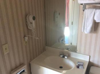 Economy Inn Main image