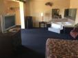 Economy Inn image 14