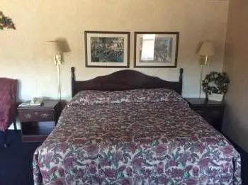 Economy Inn 7